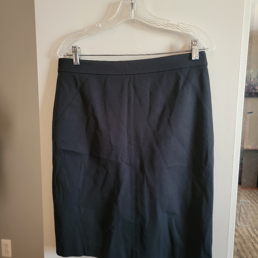 Ann Taylor Black Skirt - Size 8